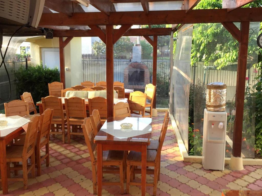 Vila Casa Maria Hotel Костинещи Екстериор снимка