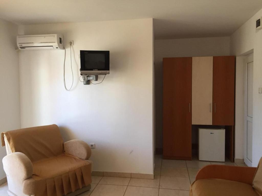 Vila Casa Maria Hotel Костинещи Екстериор снимка
